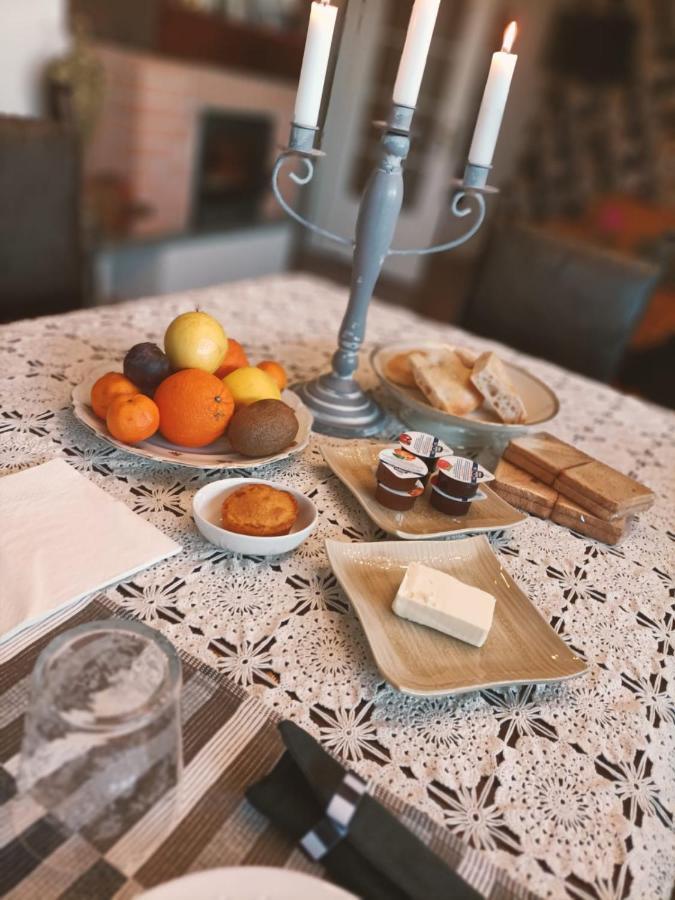 Ca Milene Bed And Breakfast Castellinaldo Εξωτερικό φωτογραφία